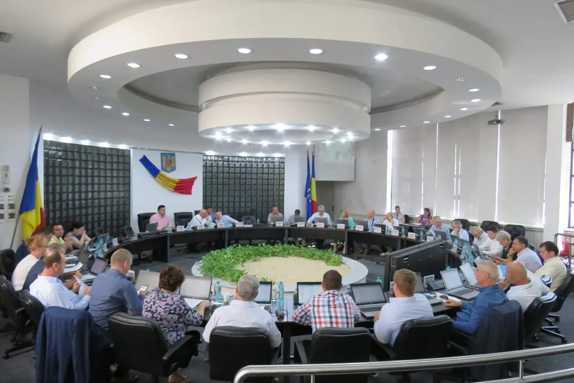 Centrala de milioane a Spitalului Judeţean, nepreţuită!