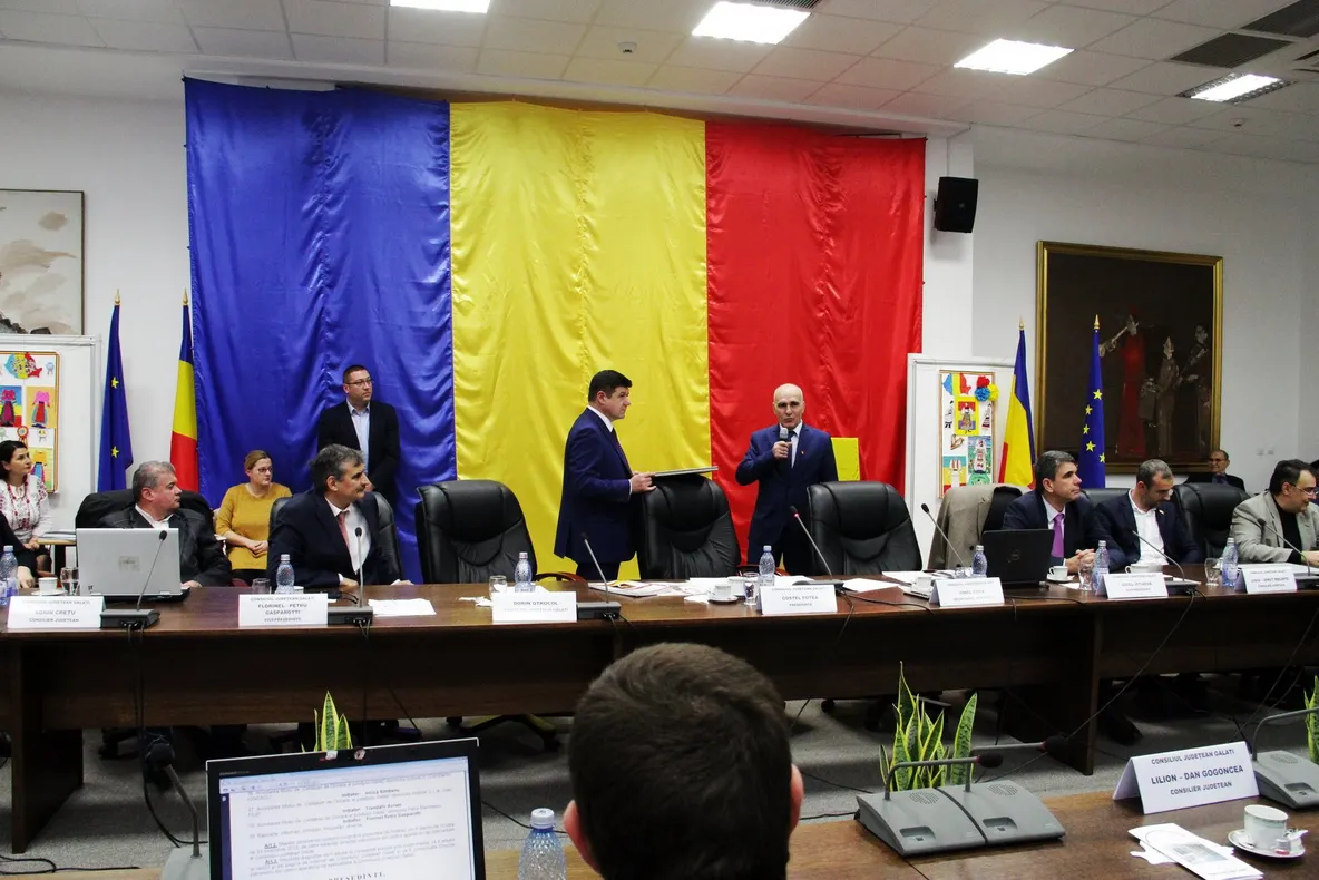 Viceprimarul Marinescu este cetăţean de onoare în Galaţi