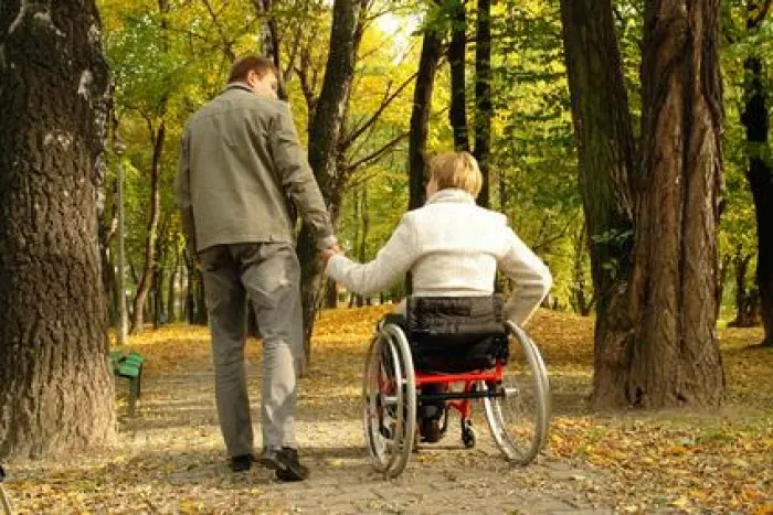 27 de persoane cu dizabilități și-au gasit un loc de muncă prin Bursa AJOFM