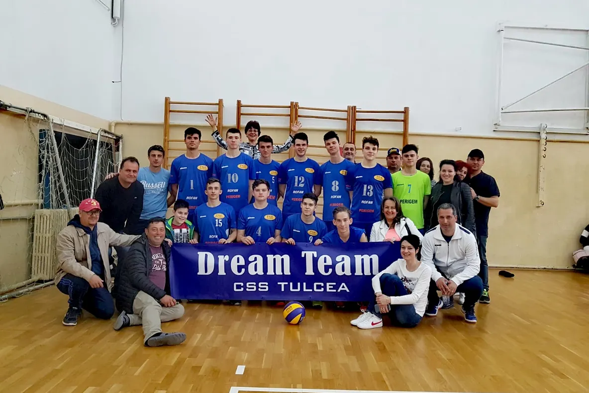 Volei CSS - Tulcenii s-au calificat la pas în turneul final, cu trei victorii