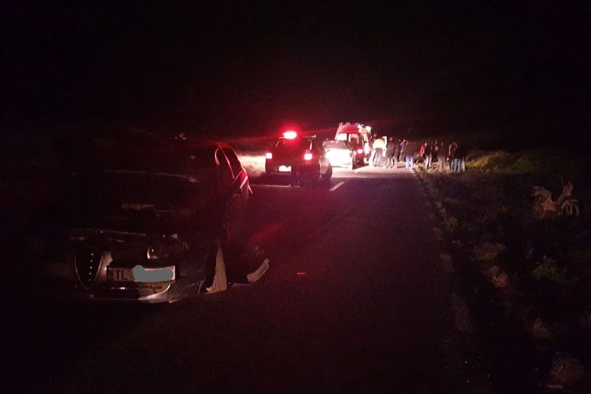 Doi tineri beţi, pe un scuter, au fost răniţi grav aproape de Greci. Aceștia au fost duși la spitalele din Galați și Brăila