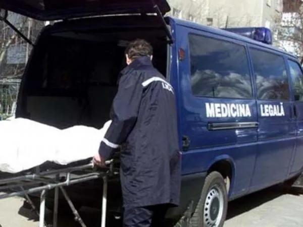 Un bărbat a fost găsit mort azi dimineaţă în centrul municipiului Tulcea