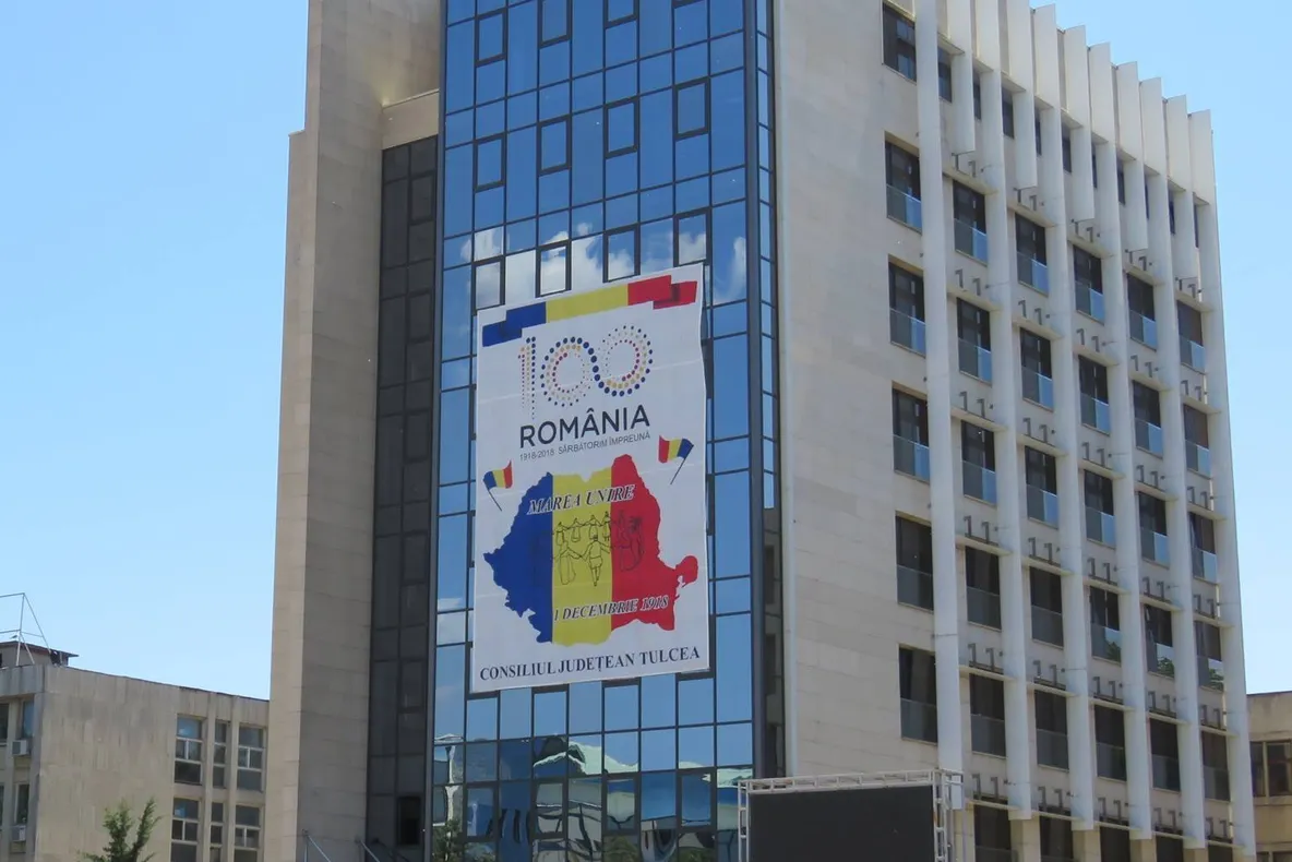 Liderii politici ai judeţului Tulcea despre votul uninominal pentru alegerea preşedinţilor CJ