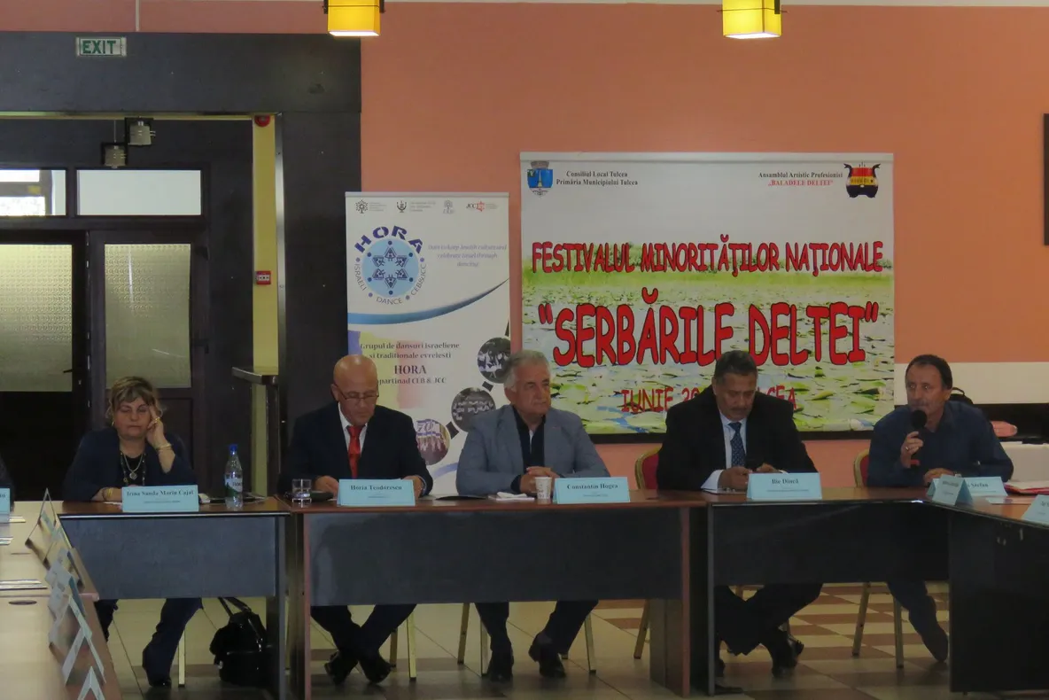 Serbările Deltei, simpozion la Tulcea pe tema multiculturalităţii