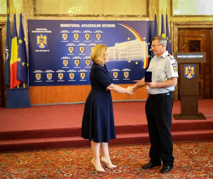 Salvator de la ISU Delta recompensat la sediul MAI