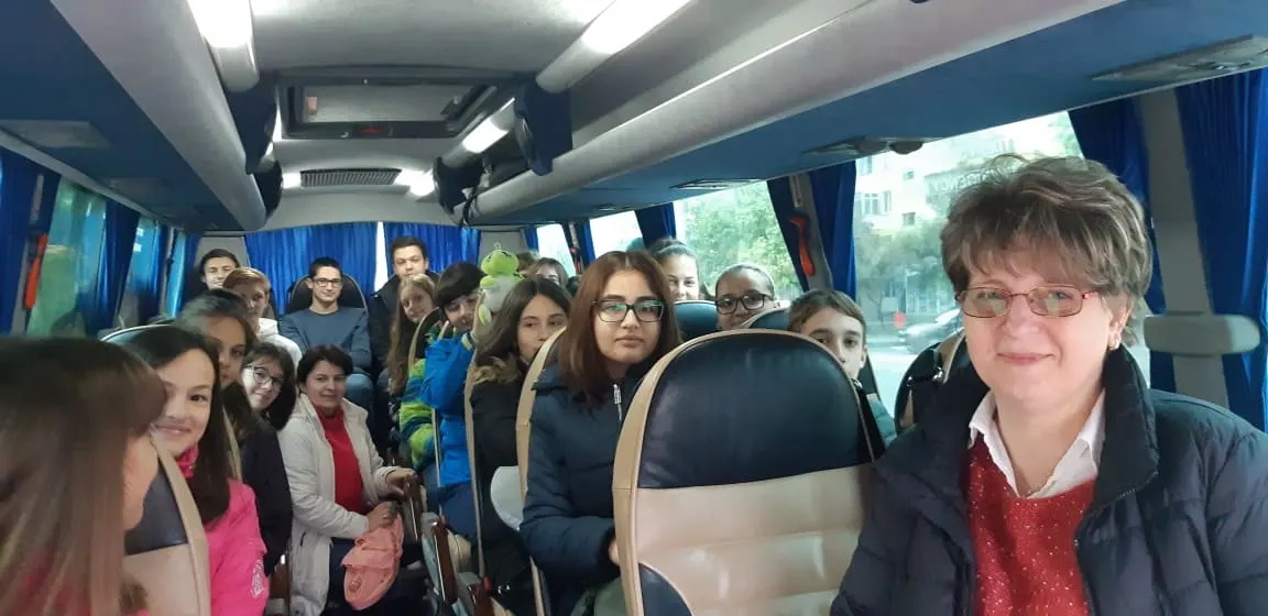Totul este posibil:  20 de elevi tulceni beneficiari ai proiectului "Olimpici la munte"