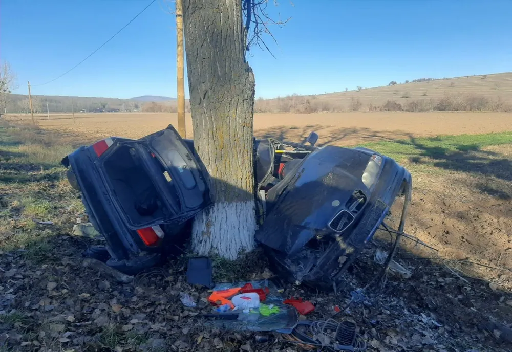 FOTO| Accident teribil în județul Tulcea. Un mort și un rănit