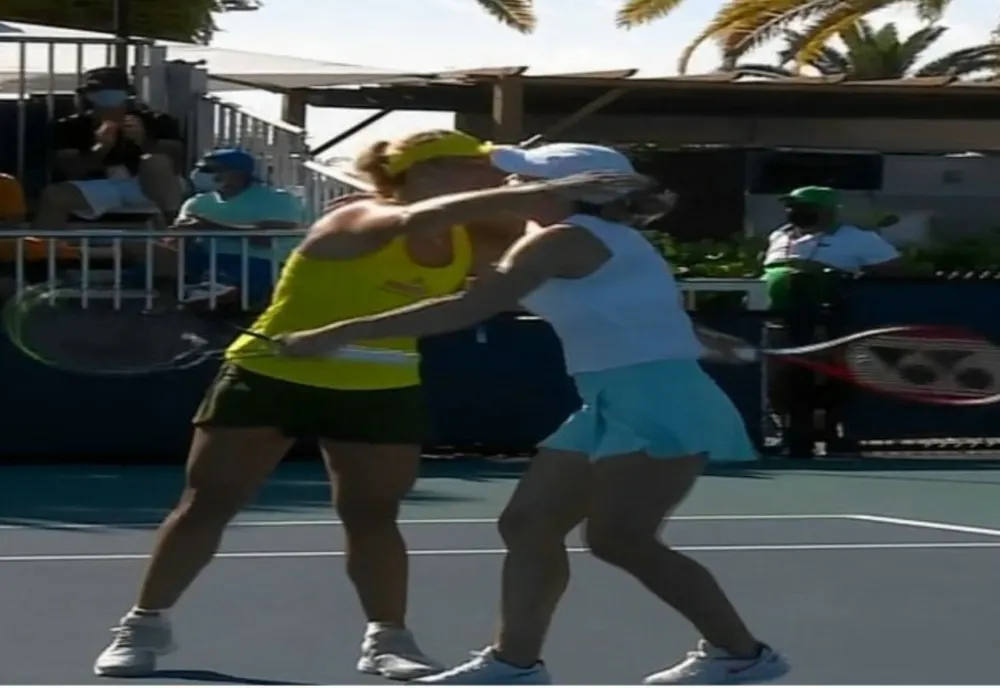 Simona Halep și Angelique Kerber au eliminat principalele favorite la dublu la WTA Miami