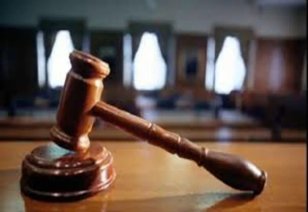 Ofiţer de la Penitenciarul Tulcea, trimis în judecată pentru luare de mită 