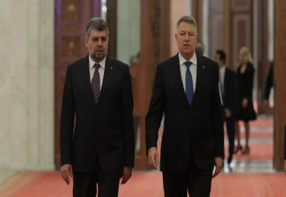 „Jo napot kivanok, Iohannis!” Replica zilei