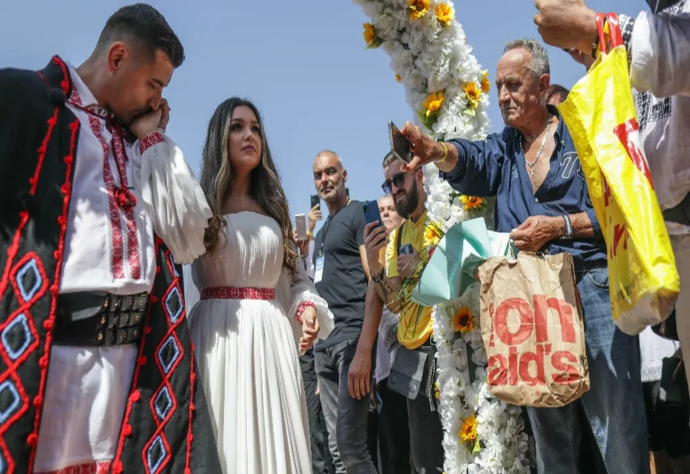AUR vrea declarație pentru "familia tradițională" - Se pregătește încă un referendum
