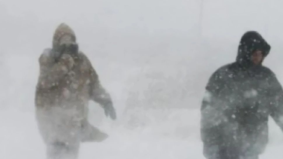 Alertă meteo: ploi, ninsori și viscol în aceste zone din țară