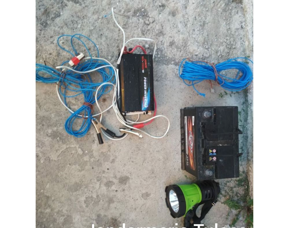 Pescari "electrici" prinşi de jandarmii tulceni