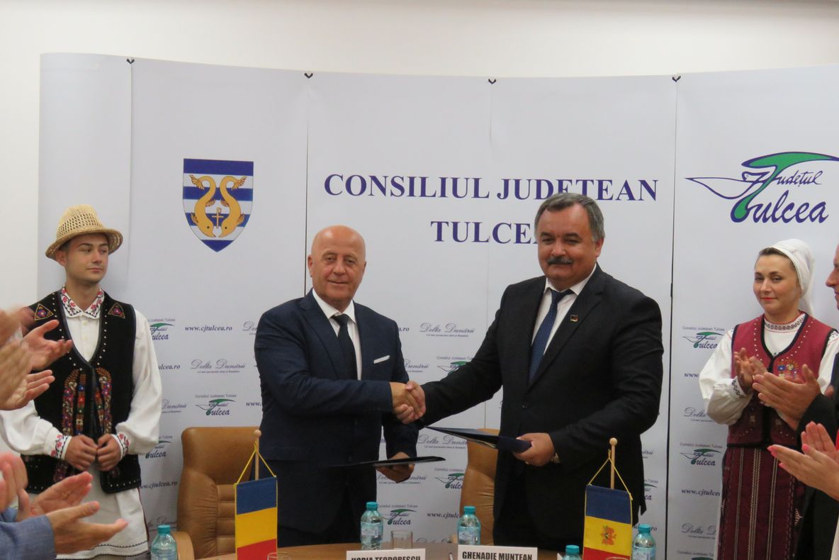 Județul Tulcea s-a înfrățit cu Raionul Soroca din Republica Moldova