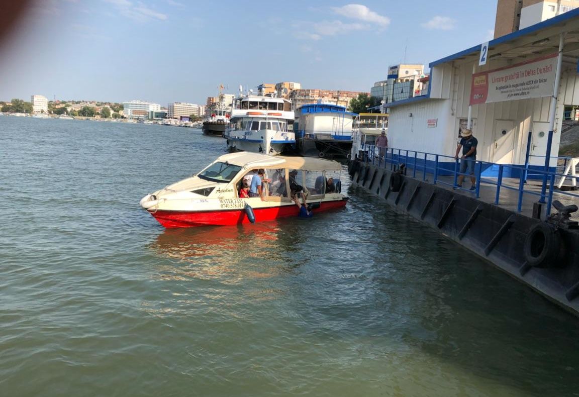 Un om era să moară înecat în zona falezei, din cauza neglijenței "unora"