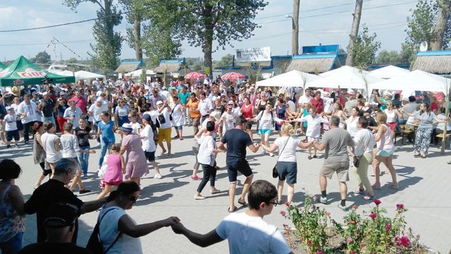 Începe "Festivalul Borșului de Pește al Deltei Dunării", la Crișan