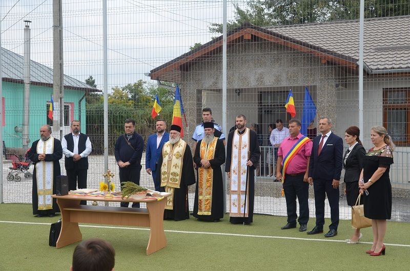 Nou an școlar început cu sprijinul Bisericii, pentru o școală din județul Tulcea