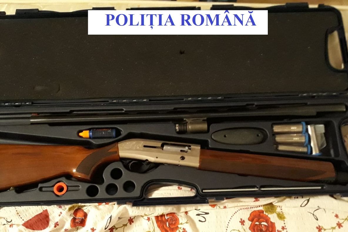 Dosar penal pentru contrabandă calificată și nerespectarea regimului armelor și munițiilor