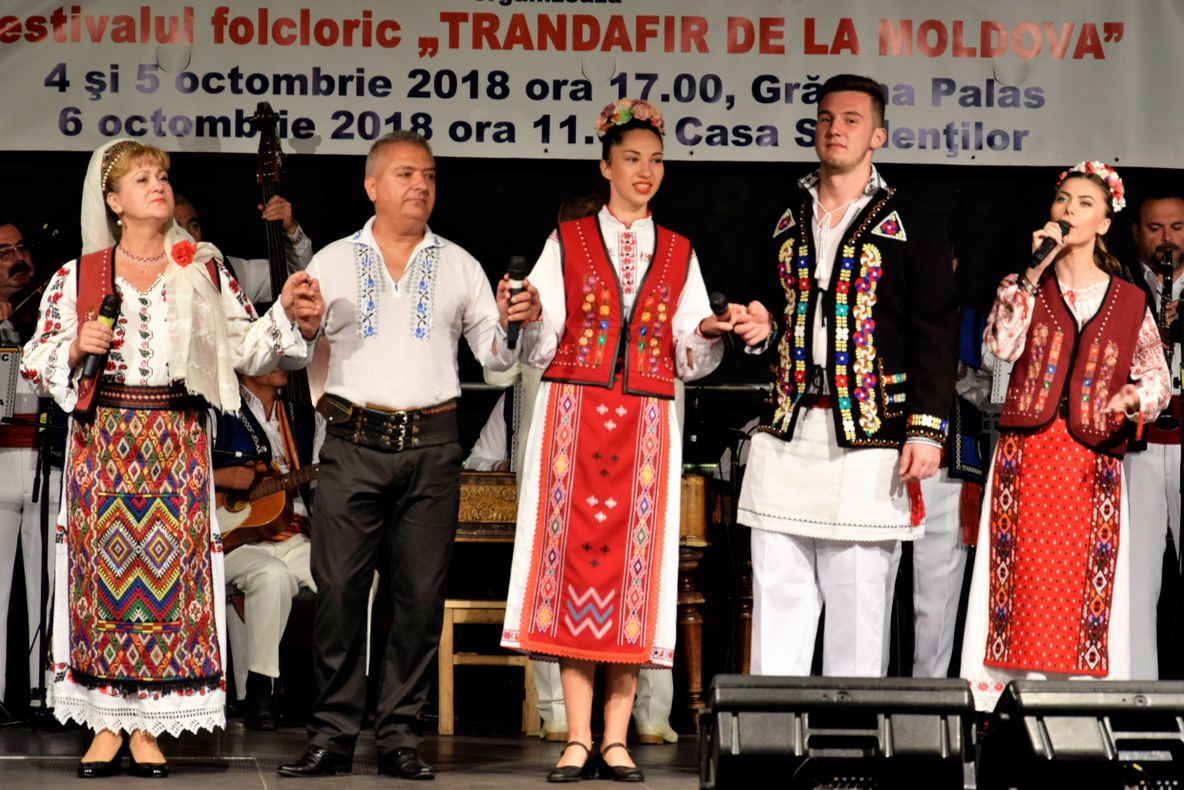 „Baladele Deltei”, la a 50-a ediție a prestigiosului Festival Internațional de Folclor „Trandafir de la Moldova”