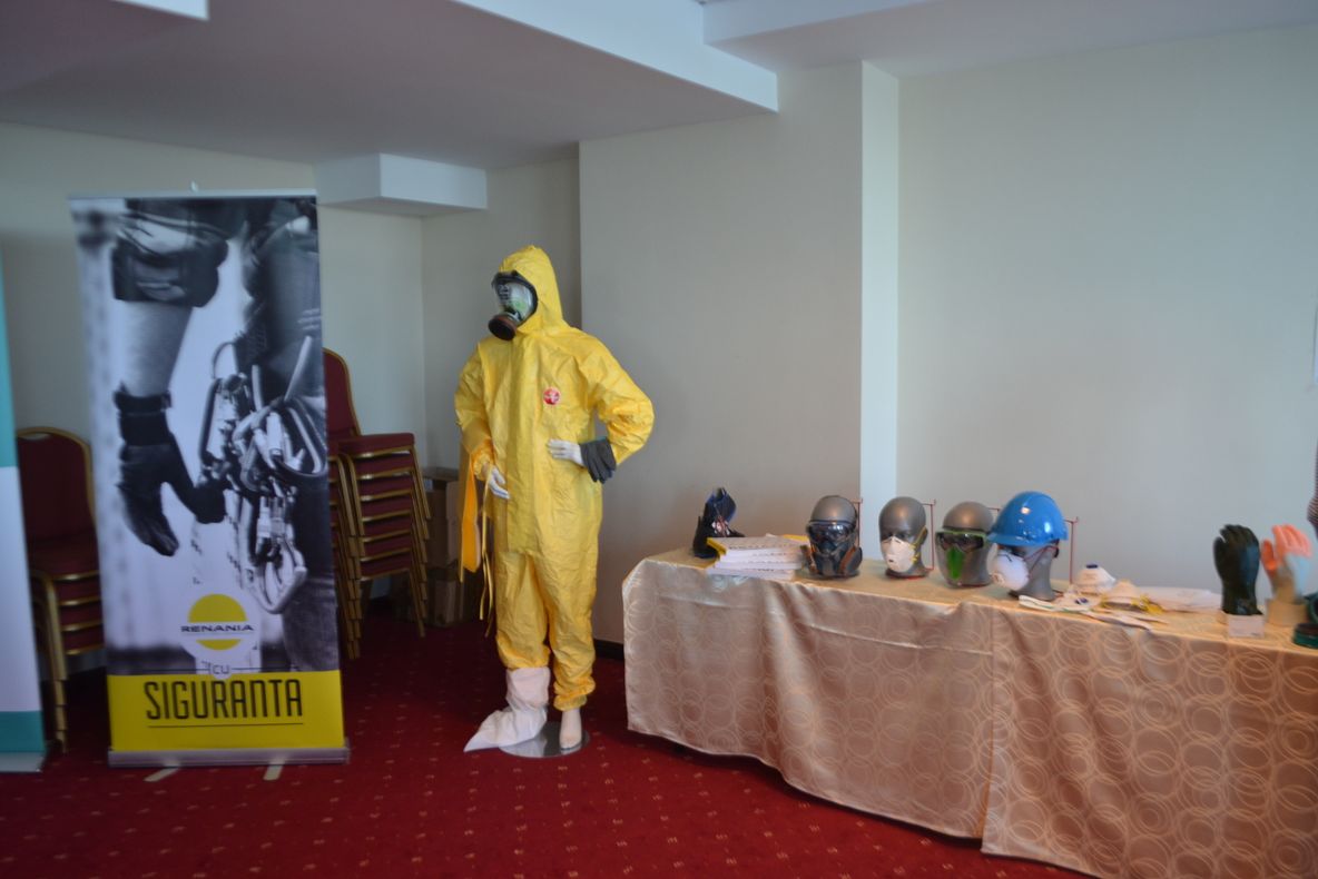 Seminar: „Locuri de muncă sigure şi sănătoase prin managementul substanţelor periculoase“