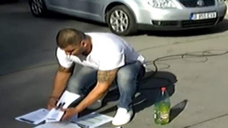 Polițiștii au folosit armamentul din dotare pentru a opri un "șofer" fără permis care nu a oprit la semnal