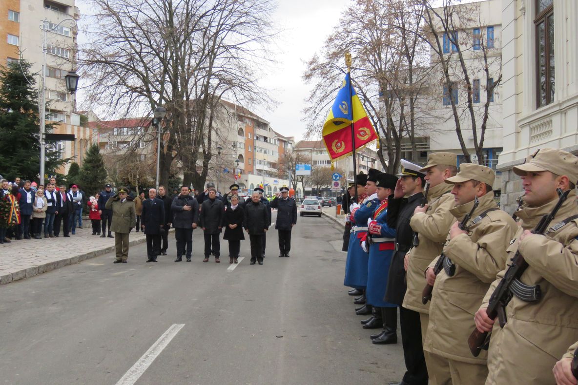 Ziua Revoluției, marcată printr-un ceremonial militar și religios