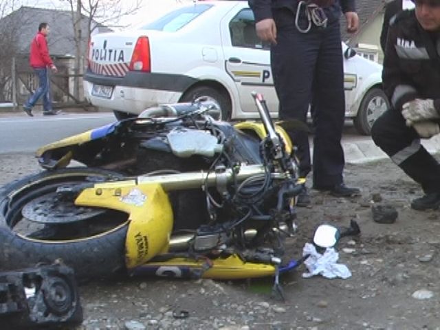 Accident rutier cu motociclist decedat pe strada Grădinarilor!