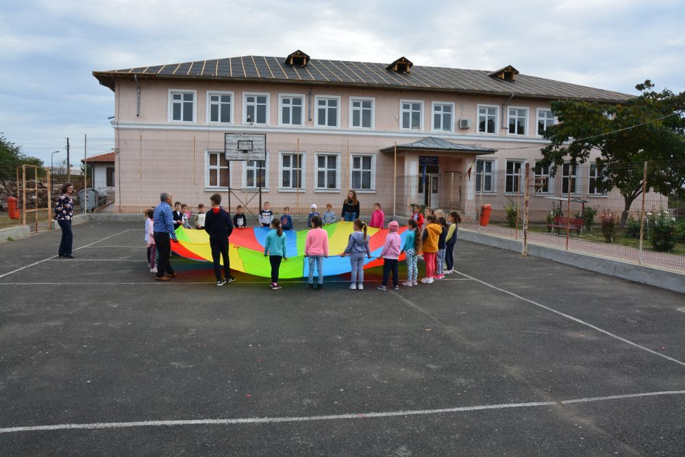 "Conexiuni Prietenoase" la școală - fără tablete și telefoane!