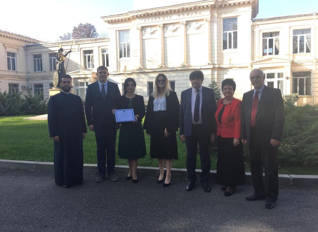 Un nou teren de sport a fost modernizat  şi dotat cu nocturnă