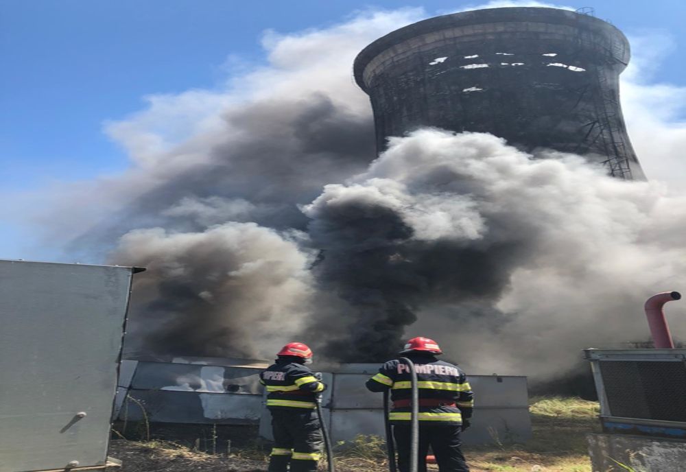 VIDEO Incendiu puternic la Tulcea