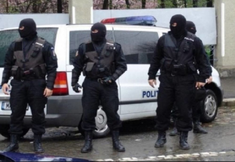 Săltat de polițiști pentru evaziune fiscal