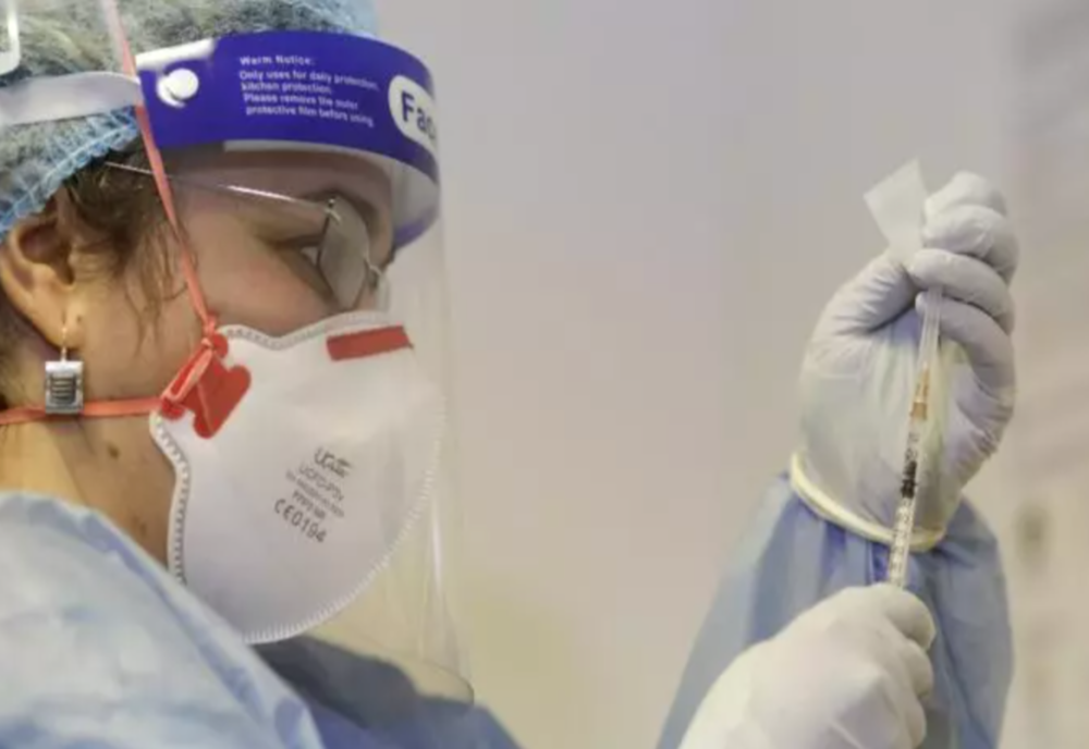 A devenit funcțională platforma pentru raportarea reacțiilor adverse după vaccinarea anti-COVID