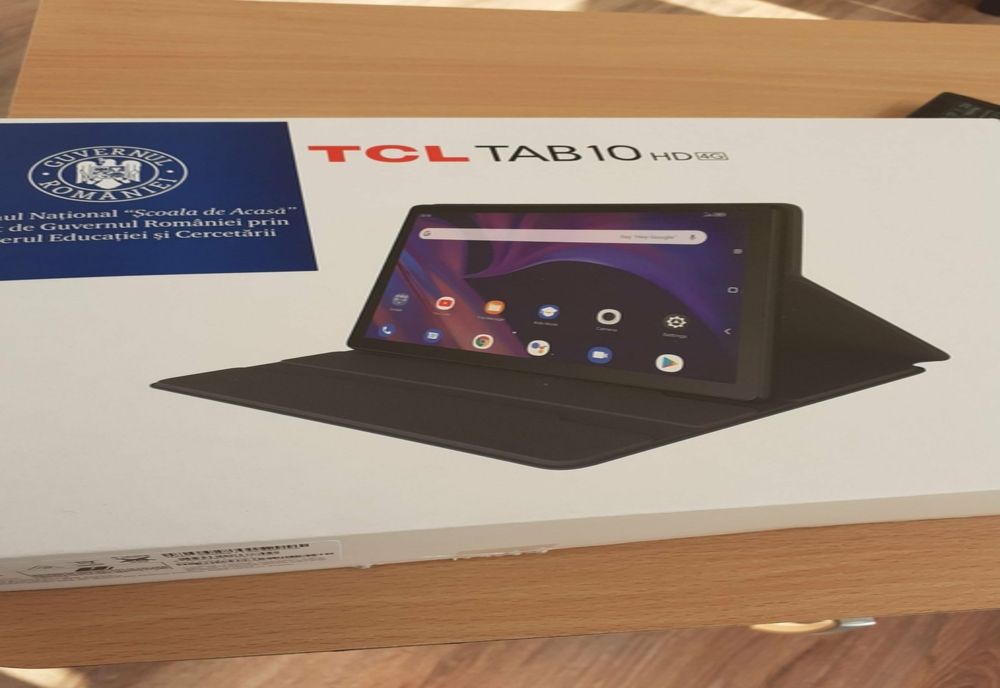  Primele tablete pentru elevi au ajuns la Tulcea