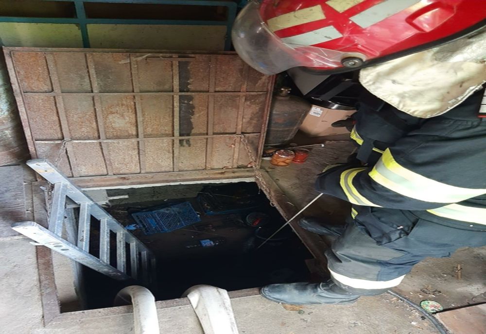 FOTO VIDEO Gospodării inundate la Măcin