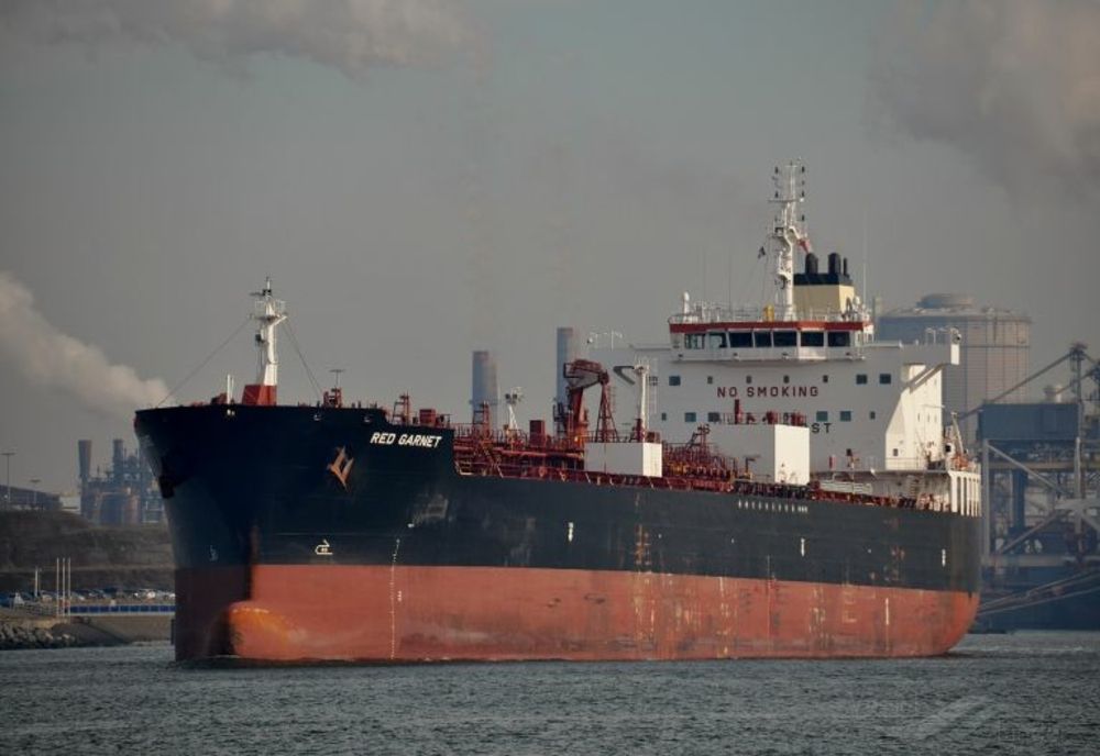 Comandant roman, reținut de pe navă într-un port din Cipru