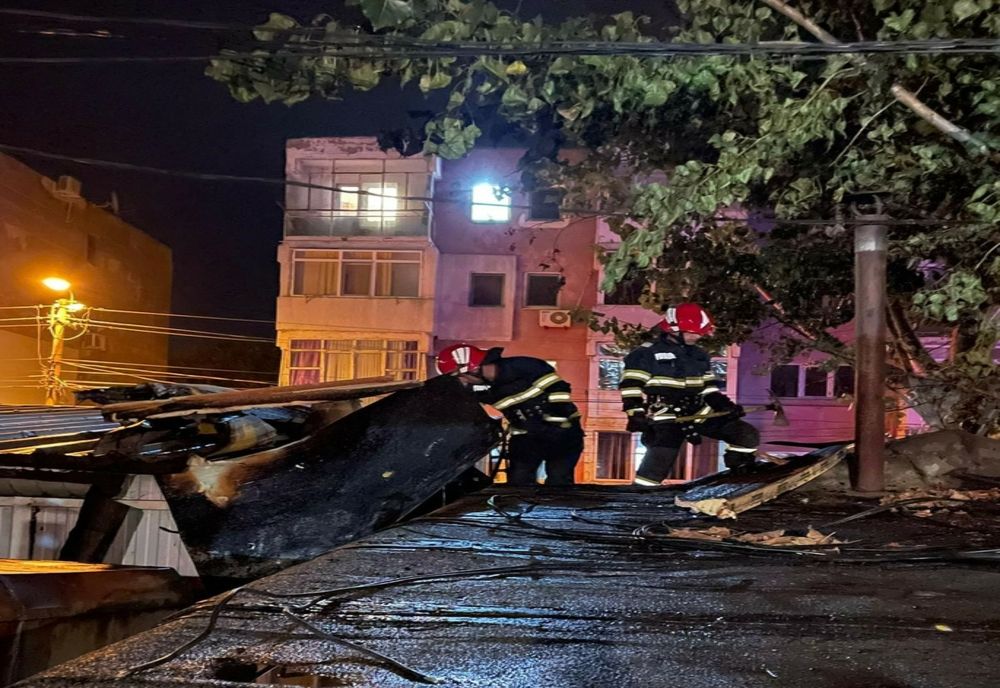 FOTO Incendiu într-un bar din Tulcea