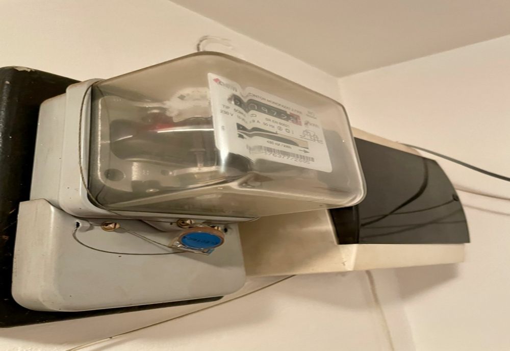 Scandalul facturilor la energie. Ce faci dacă nu ajungi la înțelegere cu furnizorul?