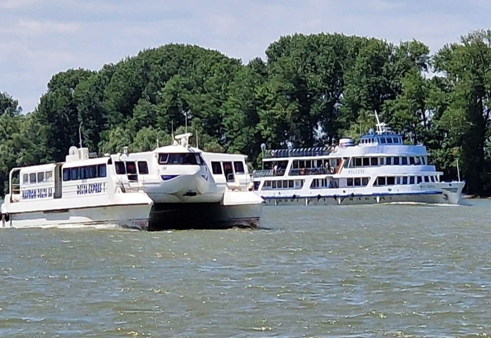 NAVROM suspendă cursele din Delta Dunării