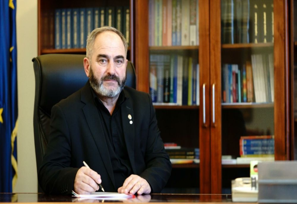 SCANDALUL care zguduie lumea politică -  Deputat PSD, acuzat de sex cu minori 