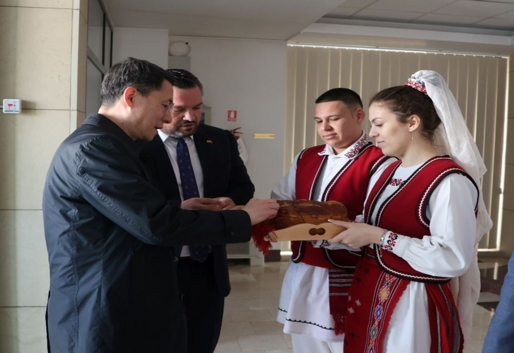 FOTO Noul ambasador al Republicii Populare Chineze, în vizită la Tulcea