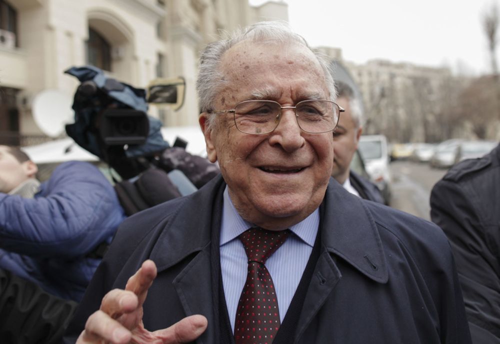 STAREA DE SĂNĂTATE A LUI ION ILIESCU RĂMÂNE GRAVĂ, ANUNȚĂ SPITALUL SRI
