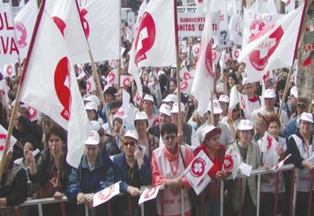 Angajații din Sănătate amenință cu greva GENERALĂ