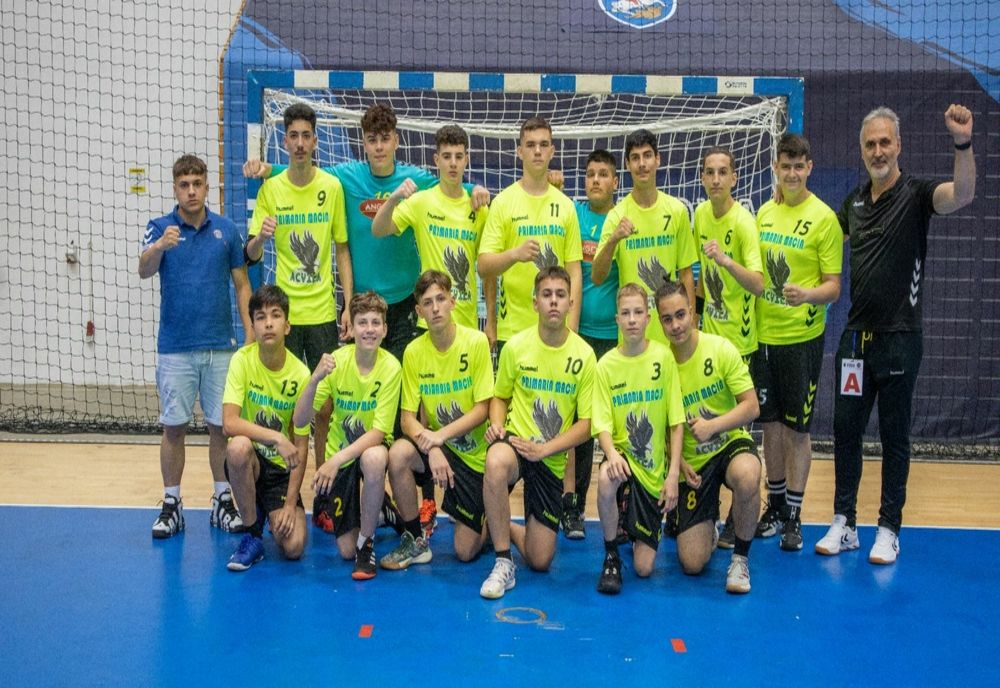 FOTO Sezon extraordinar pentru Arrubium Măcin. Echipa este în topul handbalului la juniori