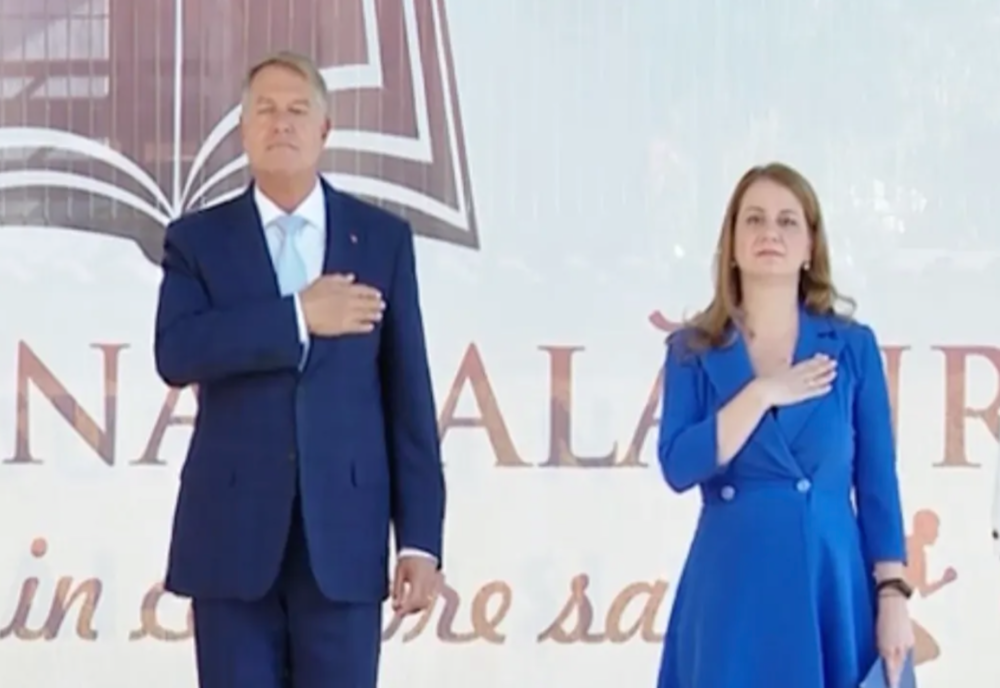 Klaus Iohannis și Ligia Deca, prezenți la festivitatea de deschidere a noului anul școlar, în Capitală