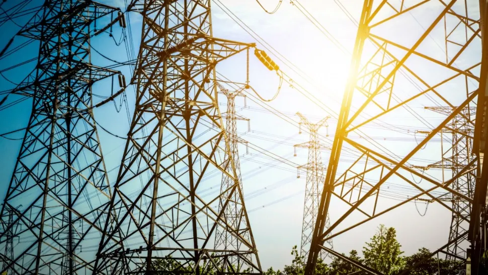 Transelectrica investește aproape 129 milioane de lei în modernizarea rețelei electrice și pregătește integrarea a 5.000 MW de energie regenerabilă