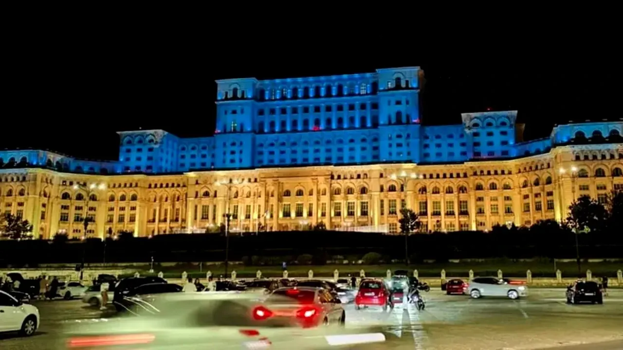Palatul Parlamentului va fi iluminat în culorile Ucrainei. România marchează Ziua Independenței Ucrainei