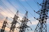 Afacerea momentului în energie. Românii care cumpără ieftin ziua și vând de trei ori mai scump la vârf de consum