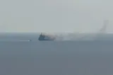 Echipajul petrolierului care a explodat în Marea Neagră, salvat. Trei persoane au fost rănite: nava transporta peste 3.790 de tone de propan