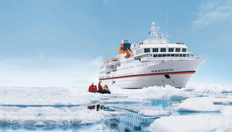 Hapag-Lloyd-cruise-image-e1473413868639