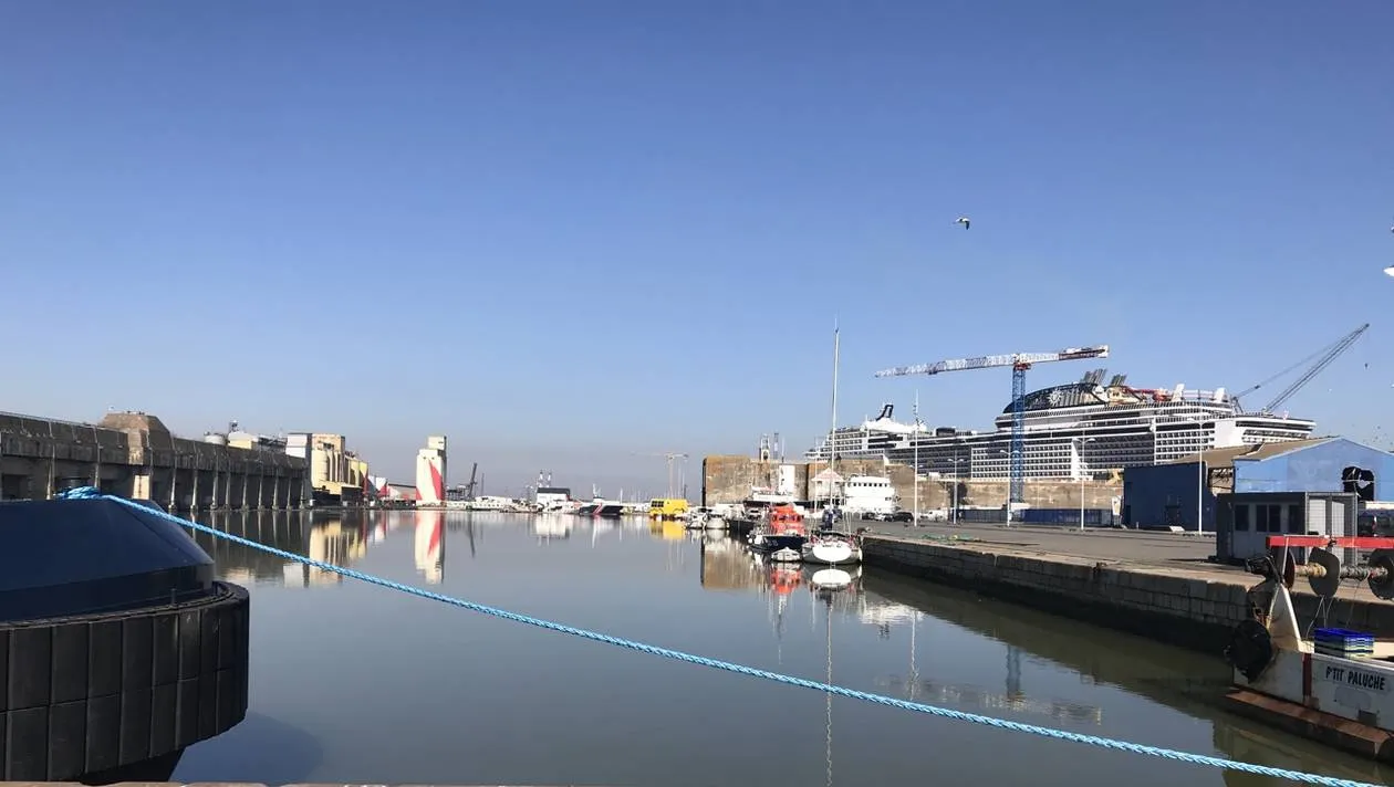 b4ed5d9d2e625c04b6c9e7566abbb760-saint-nazaire-le-corps-du-roumain-disparu-retrouve-dans-le-port_2